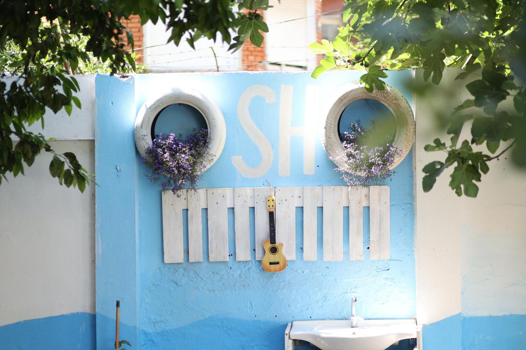 Hostel Osho Тирана Екстериор снимка